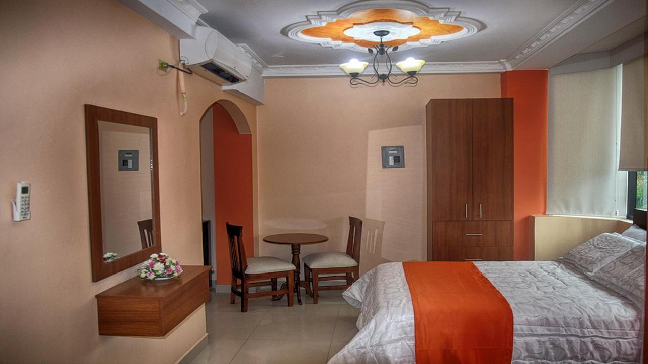 אסמרלדס Olan'S Hotel Group מראה חיצוני תמונה