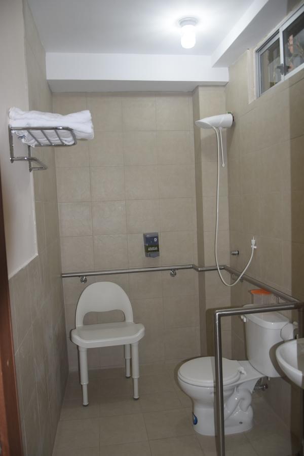 אסמרלדס Olan'S Hotel Group מראה חיצוני תמונה