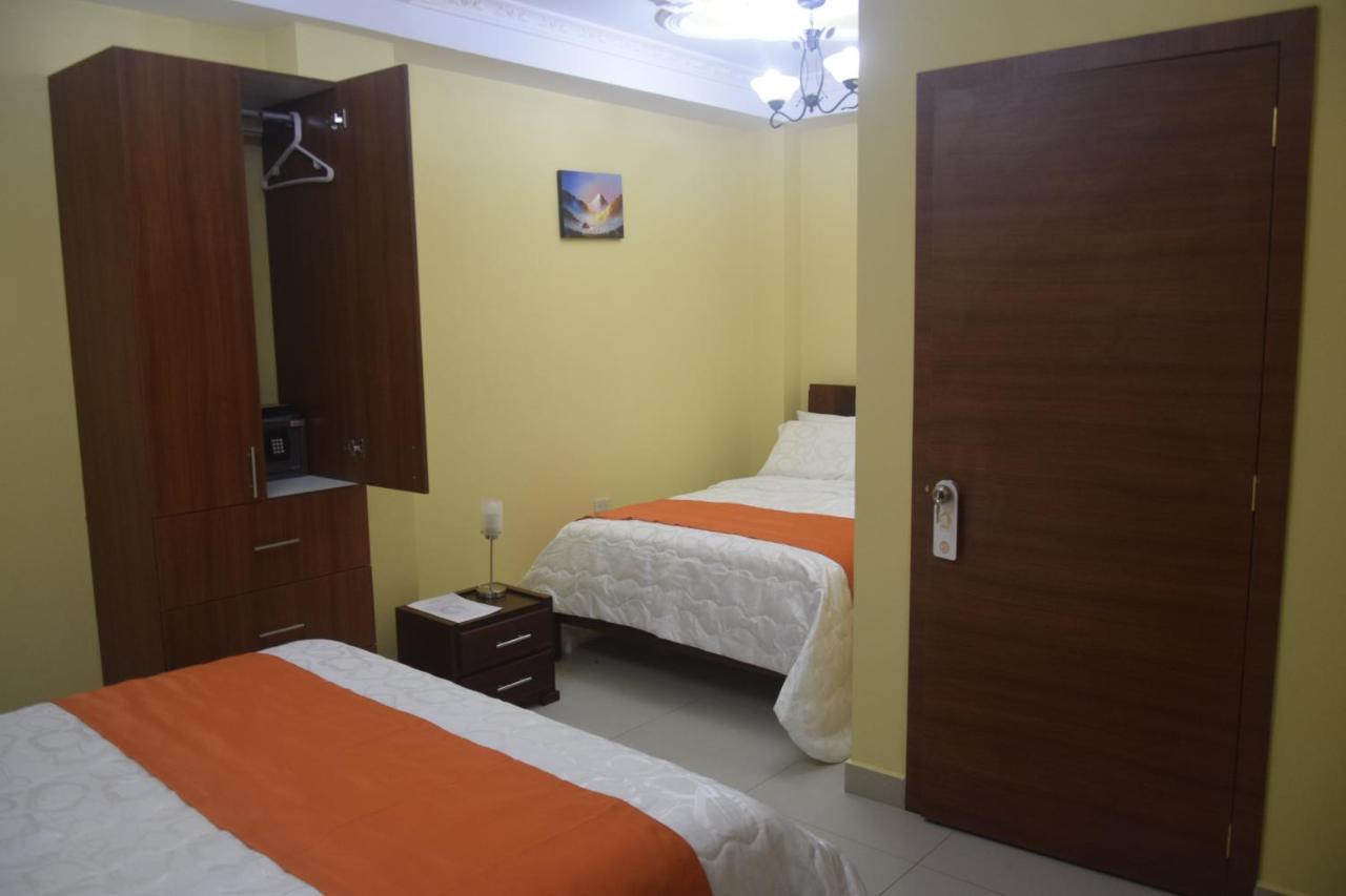 אסמרלדס Olan'S Hotel Group מראה חיצוני תמונה